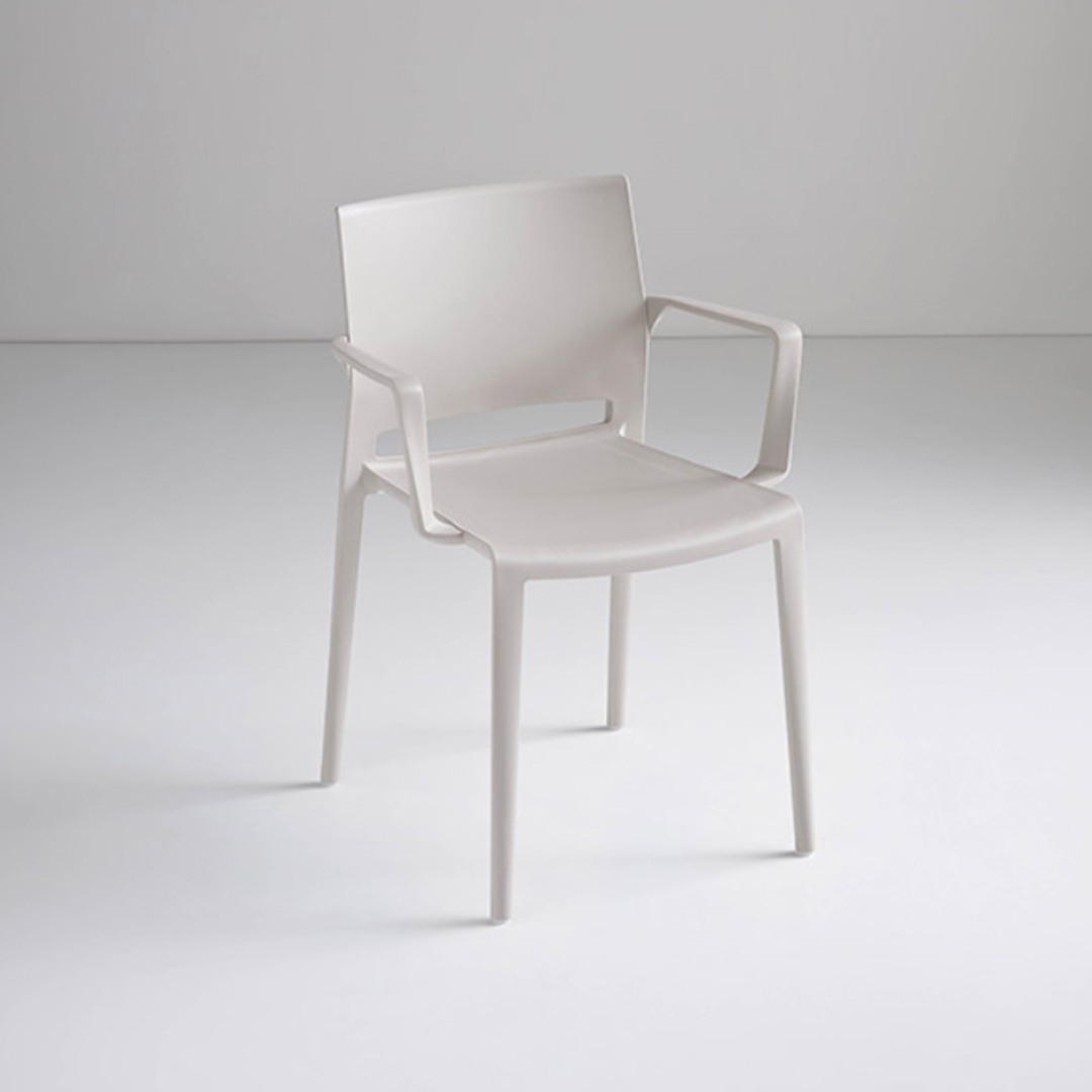 BAKHITA-B  ARMCHAIR