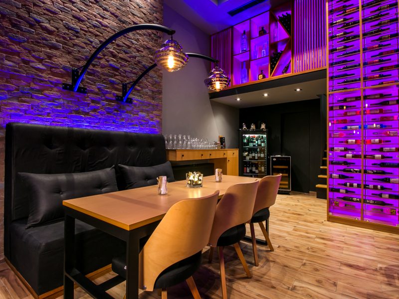 <p>DALI EXTRAORDINARY ART BISTRO | ΡΟΔΟΣ</p>