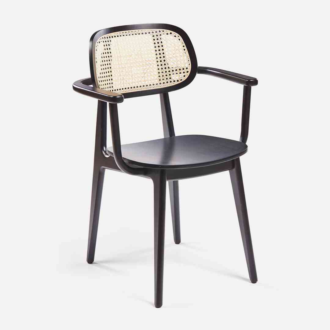 KARNA-P ARMCHAIR