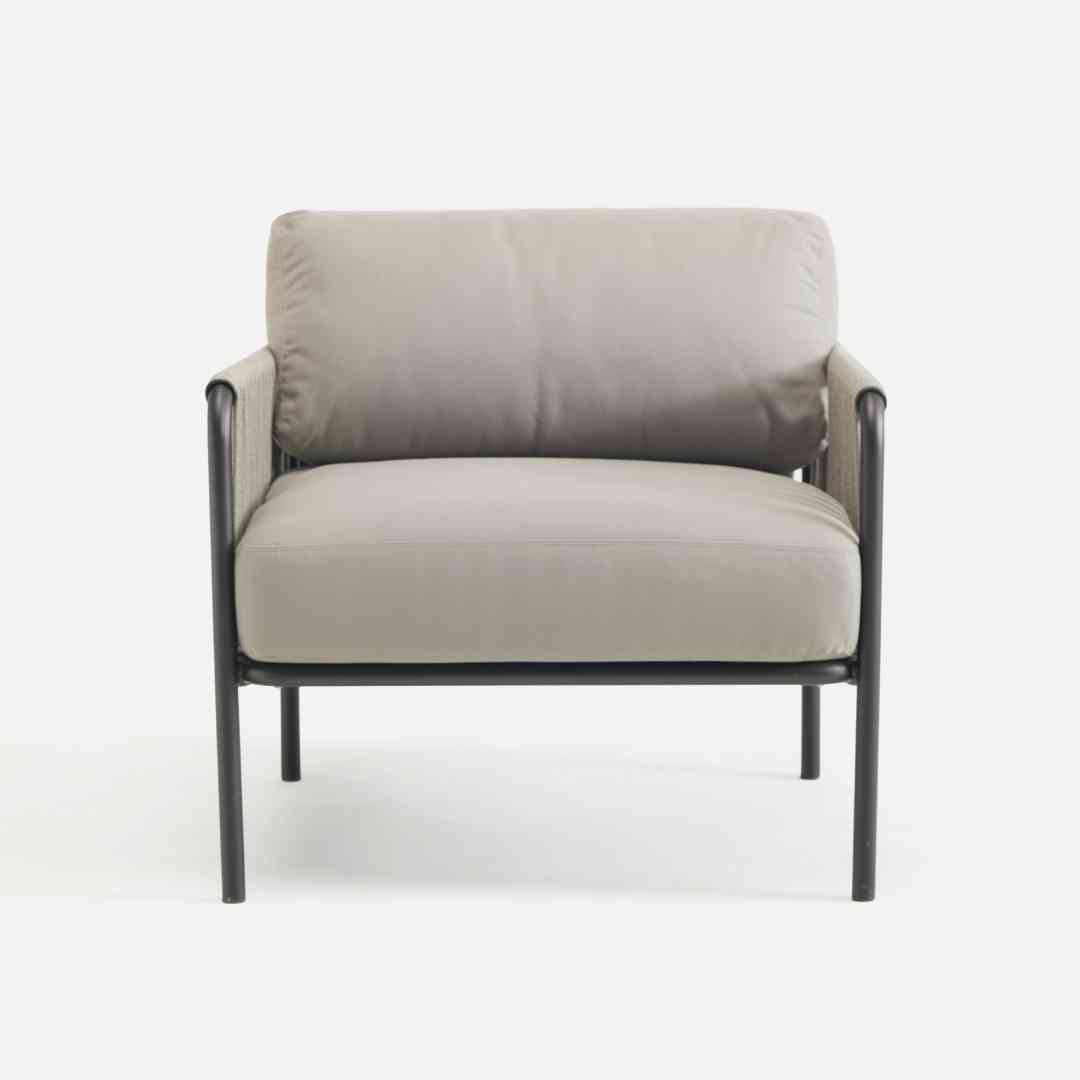 KW66X ARMCHAIR