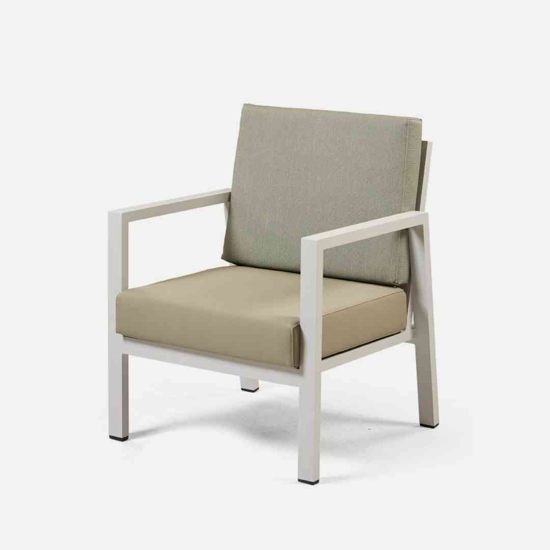 SENZA-P ARMCHAIR