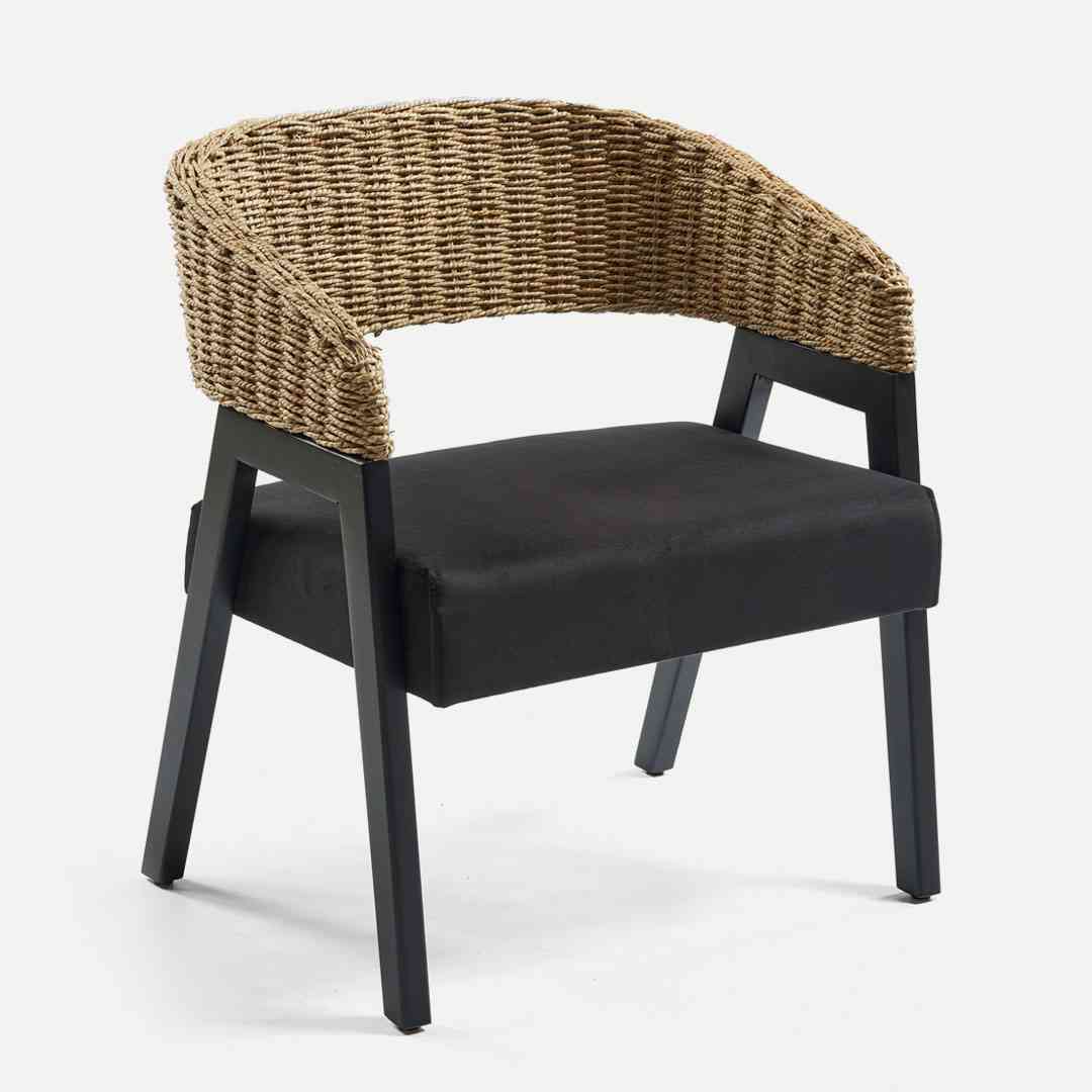 ASSA LOUNGE ARMCHAIR