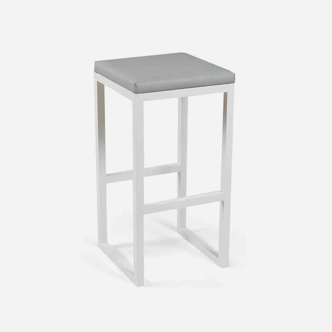 75 CUBE SK F ALUMINIUM STOOL