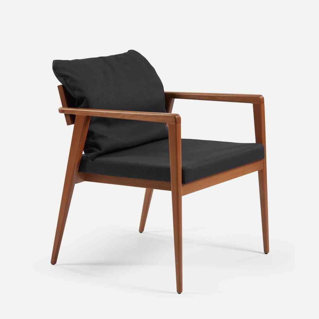 ARIA Ρ ARMCHAIR