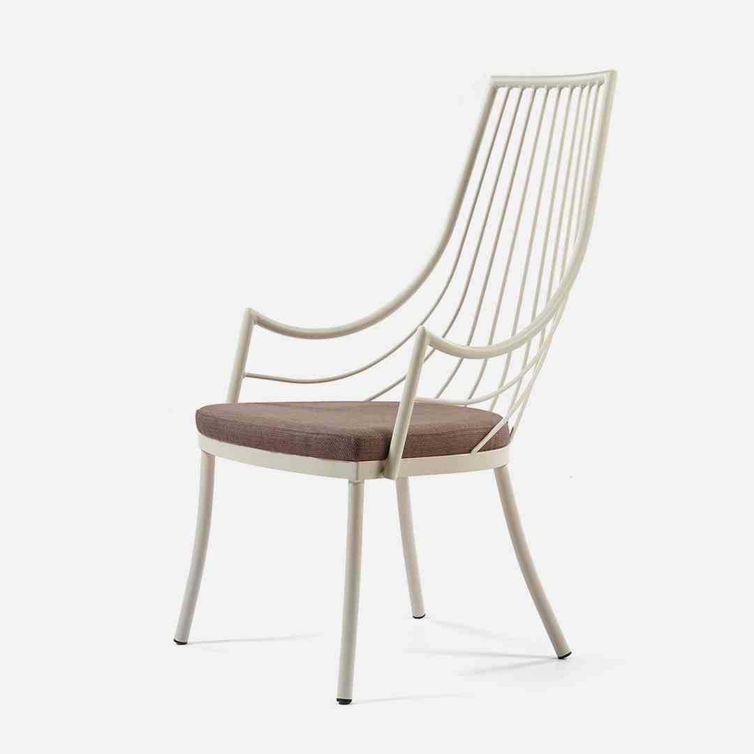 CHOICE ARMCHAIR