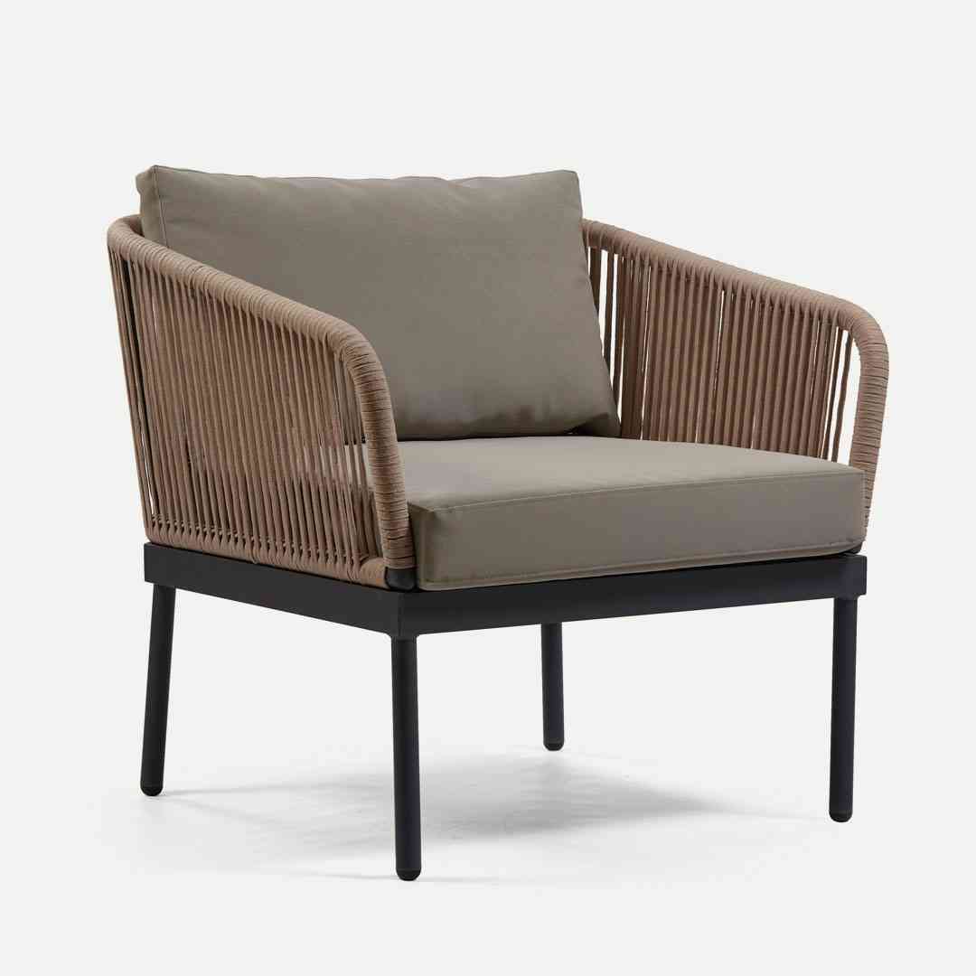 CROCE LOUNGE