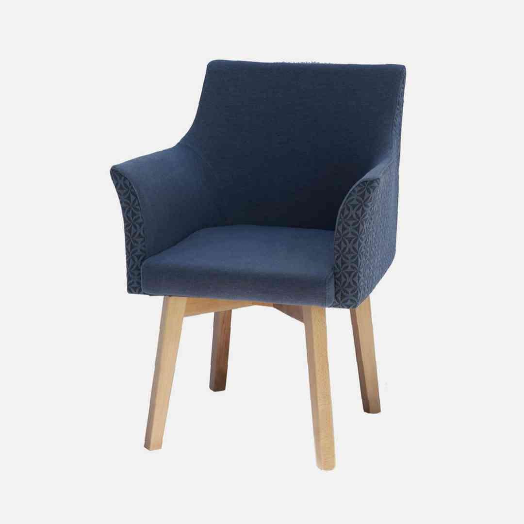 FAMOUS ARMCHAIR