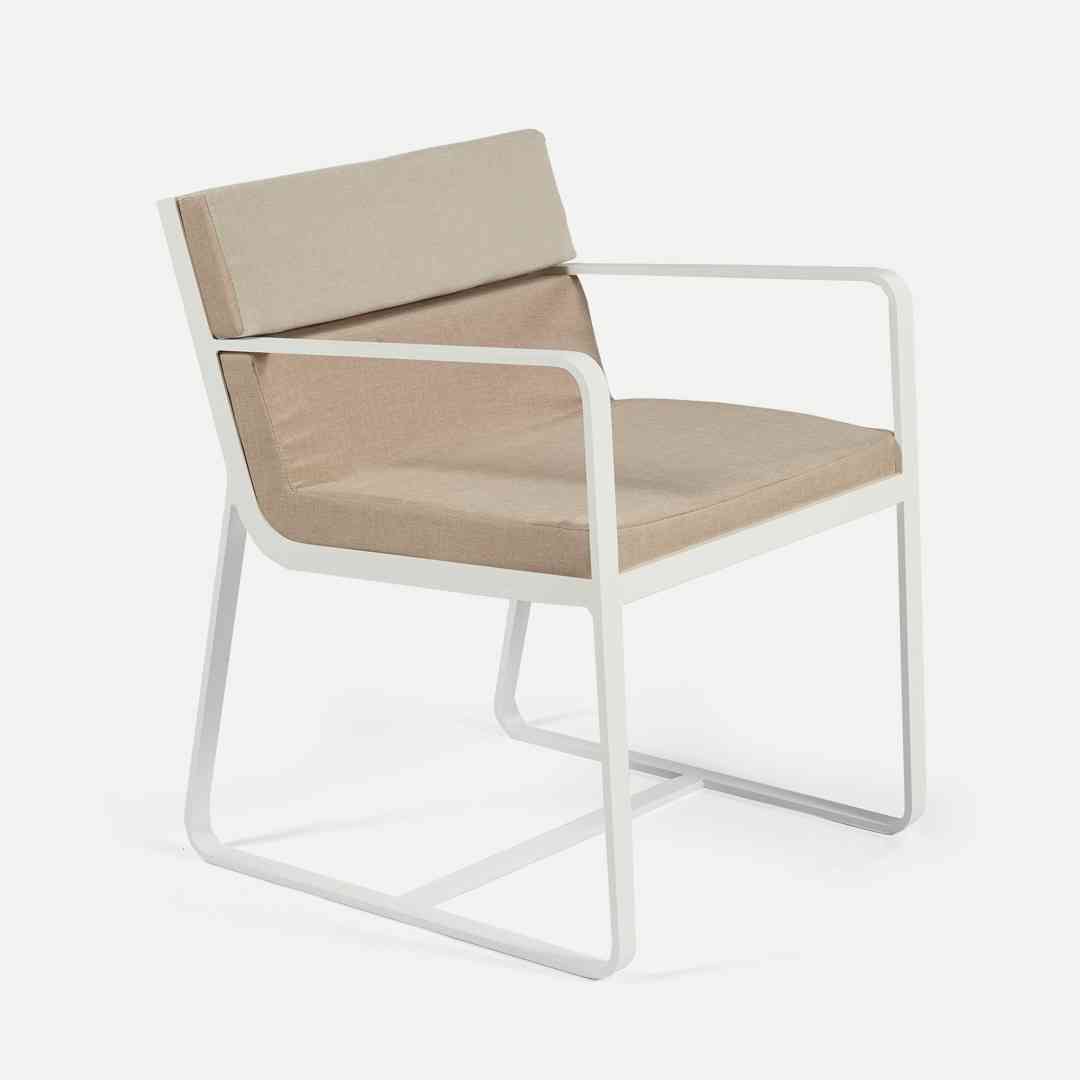 INDEED-P ARMCHAIR