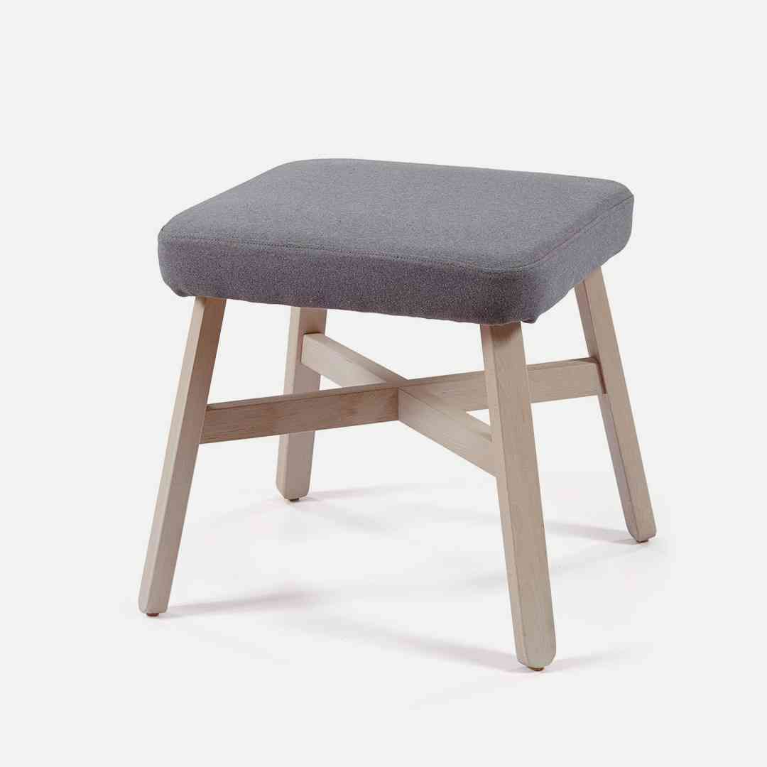 S810 LOW STOOL