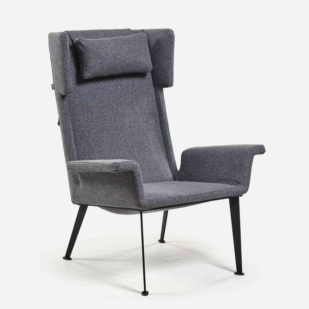 STUDIO METAL ARMCHAIR